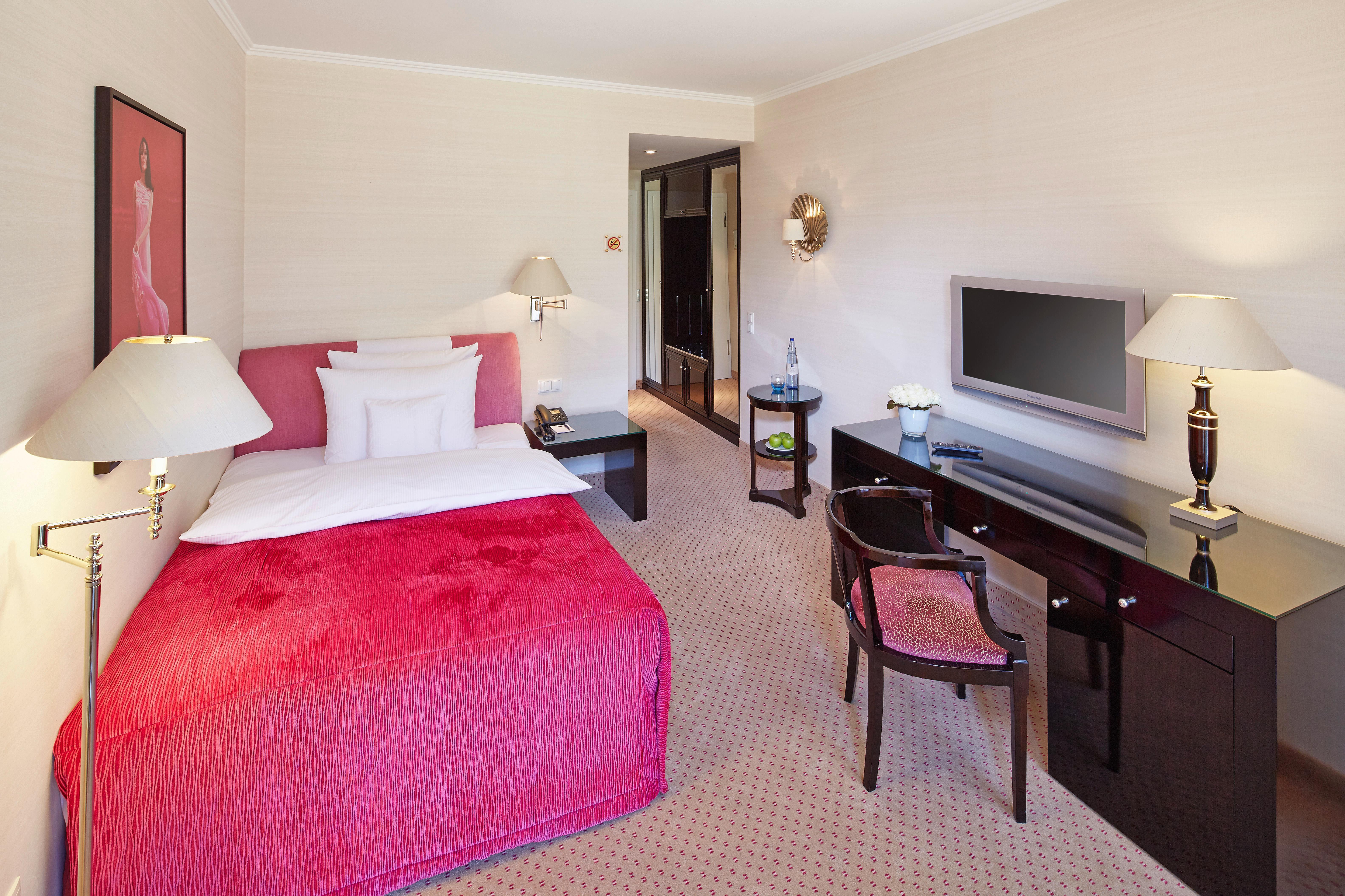فندق بارك بريمن BRE المظهر الخارجي الصورة A room at the InterContinental Wien