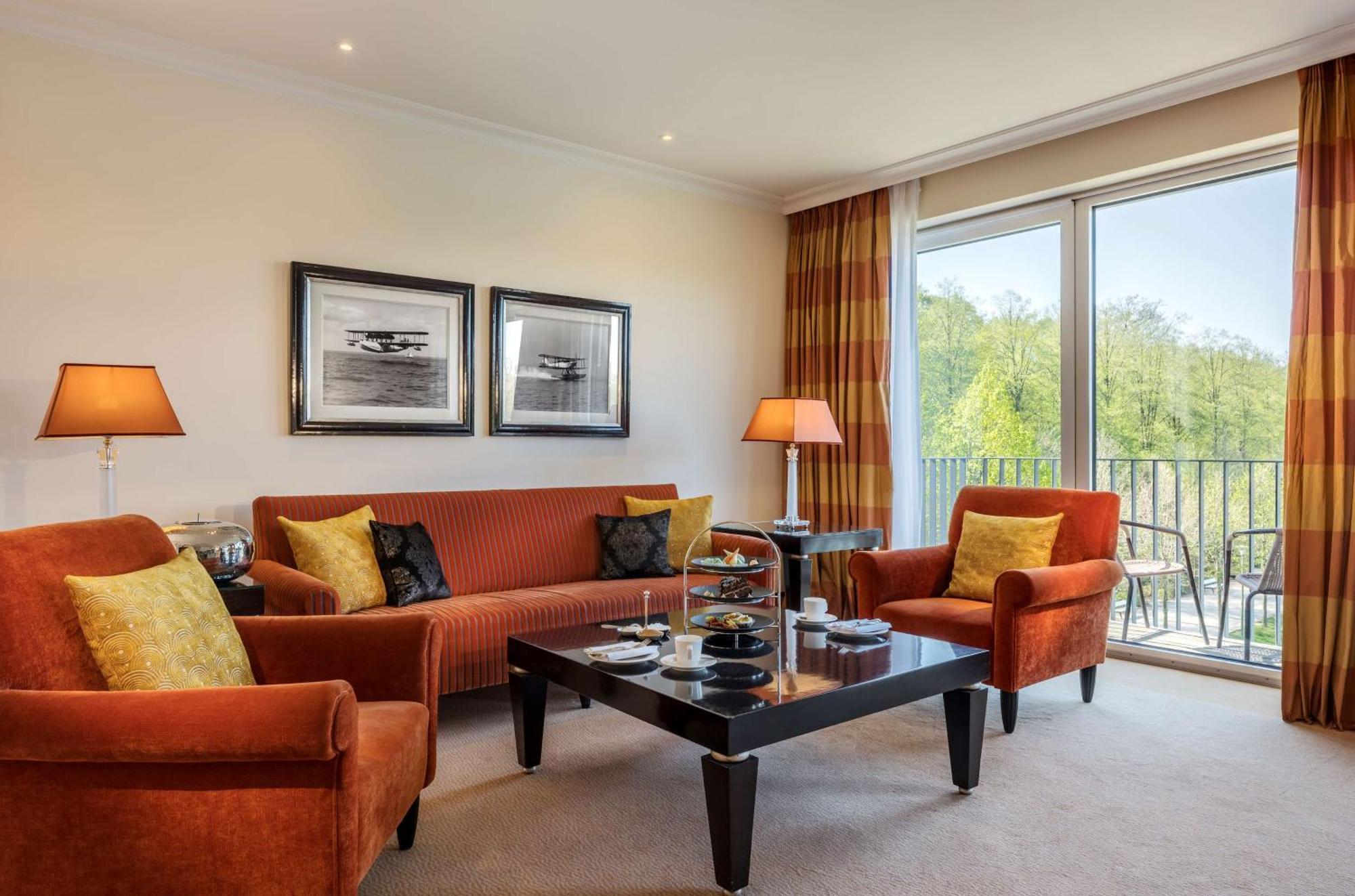 فندق بارك بريمن BRE المظهر الخارجي الصورة A living room at the InterContinental Berlin